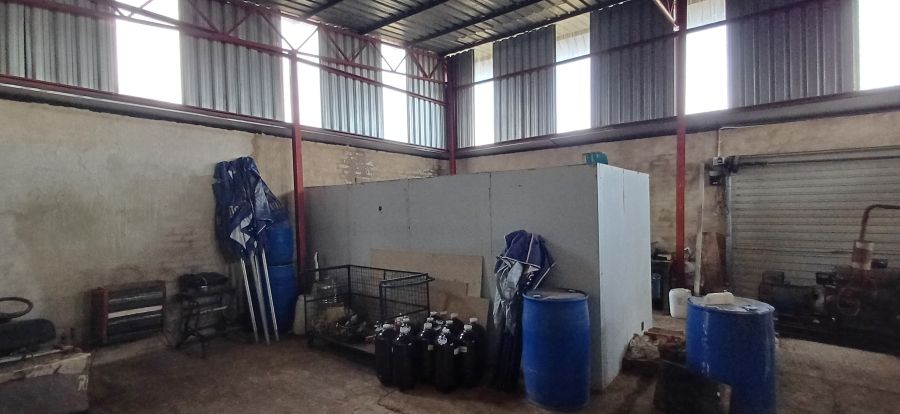 7 Bedroom Property for Sale in Harpington A H North West